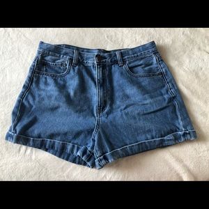 American Eagle Mom Shorts (Size 12)